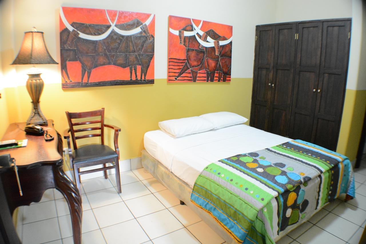 Hotel Los Balcones De 奇南德加 外观 照片