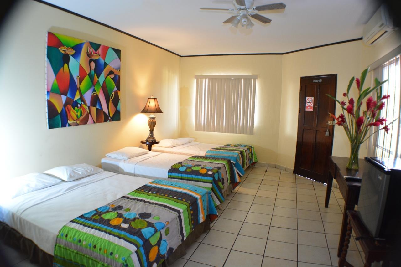 Hotel Los Balcones De 奇南德加 外观 照片