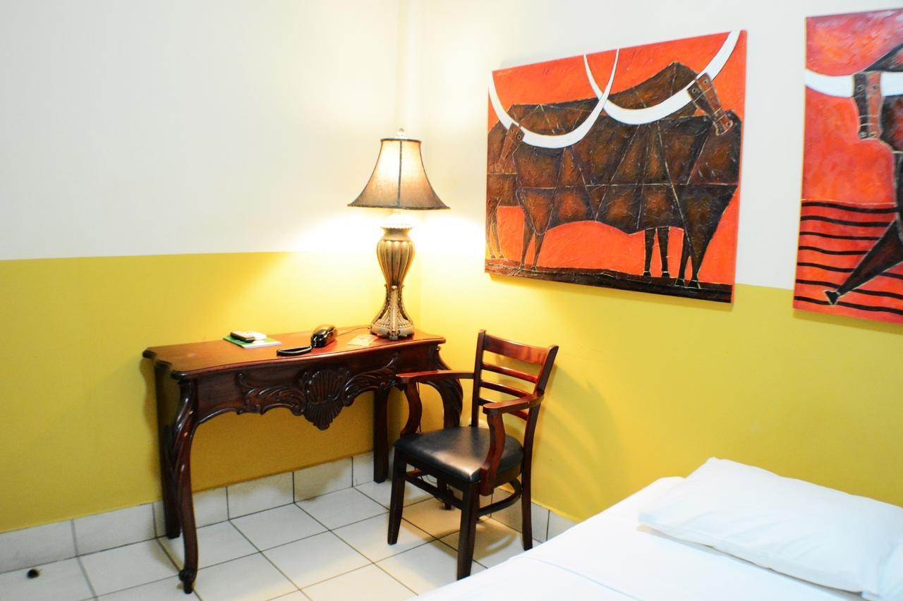 Hotel Los Balcones De 奇南德加 客房 照片