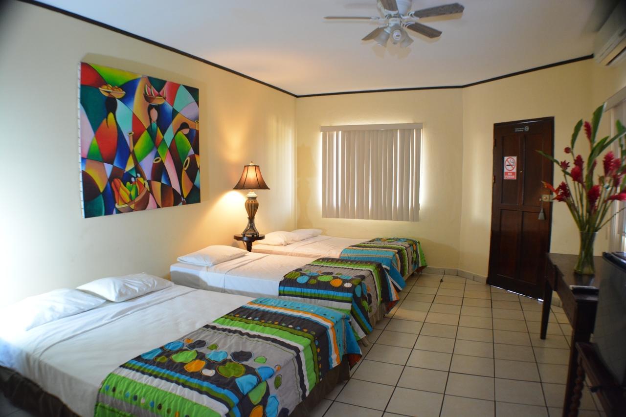 Hotel Los Balcones De 奇南德加 外观 照片