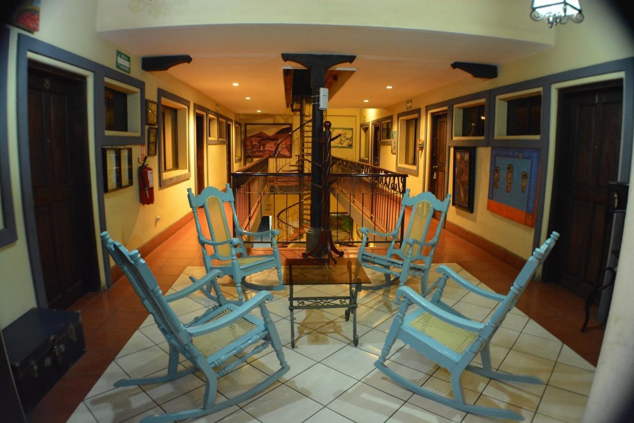 Hotel Los Balcones De 奇南德加 外观 照片