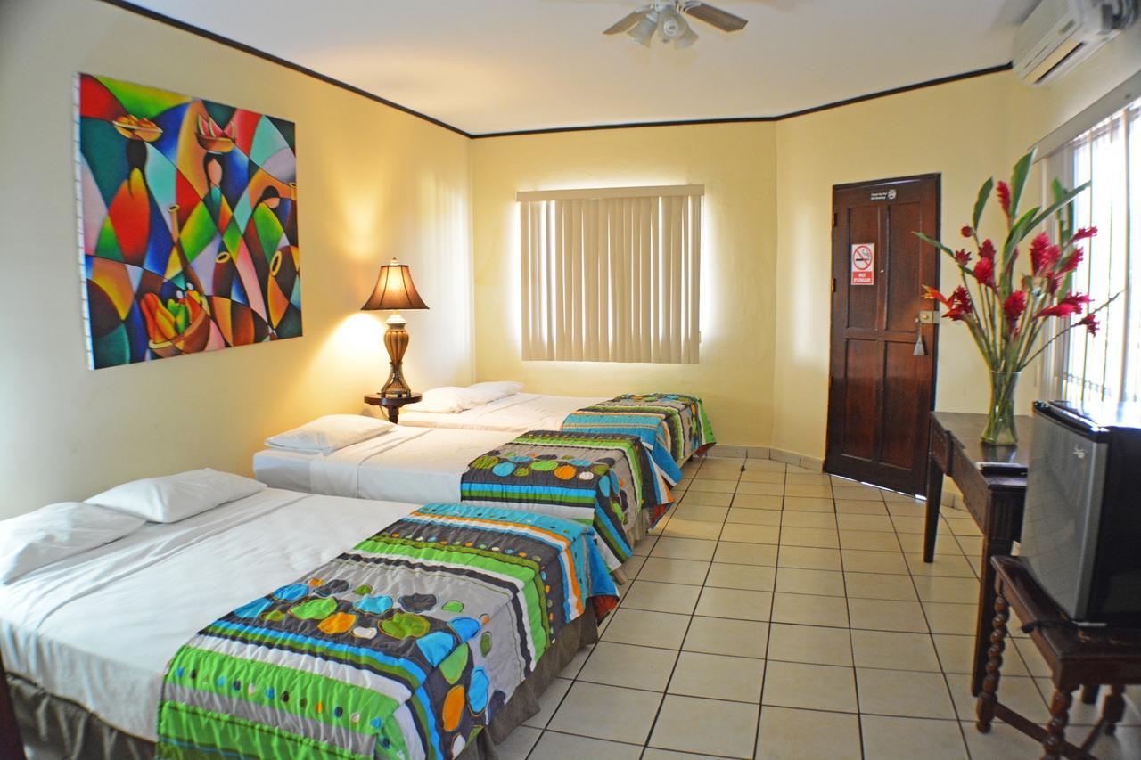 Hotel Los Balcones De 奇南德加 客房 照片