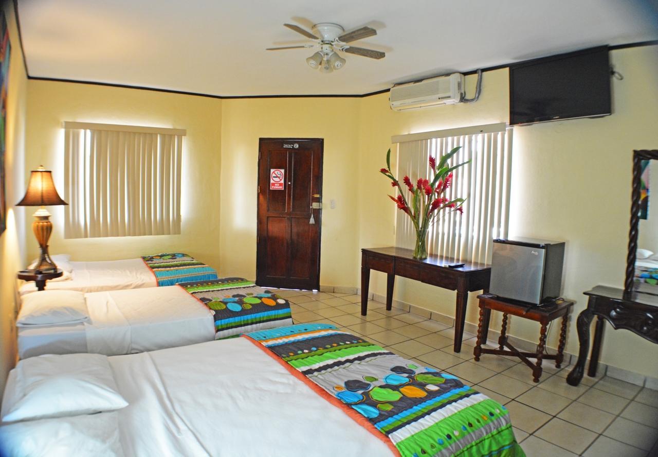 Hotel Los Balcones De 奇南德加 客房 照片