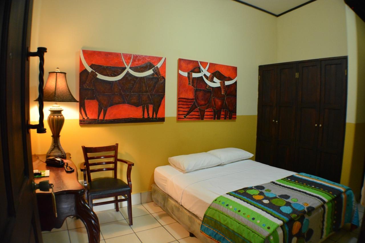 Hotel Los Balcones De 奇南德加 外观 照片