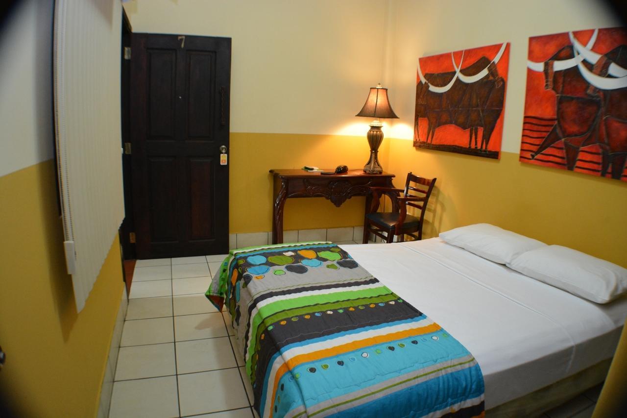 Hotel Los Balcones De 奇南德加 外观 照片